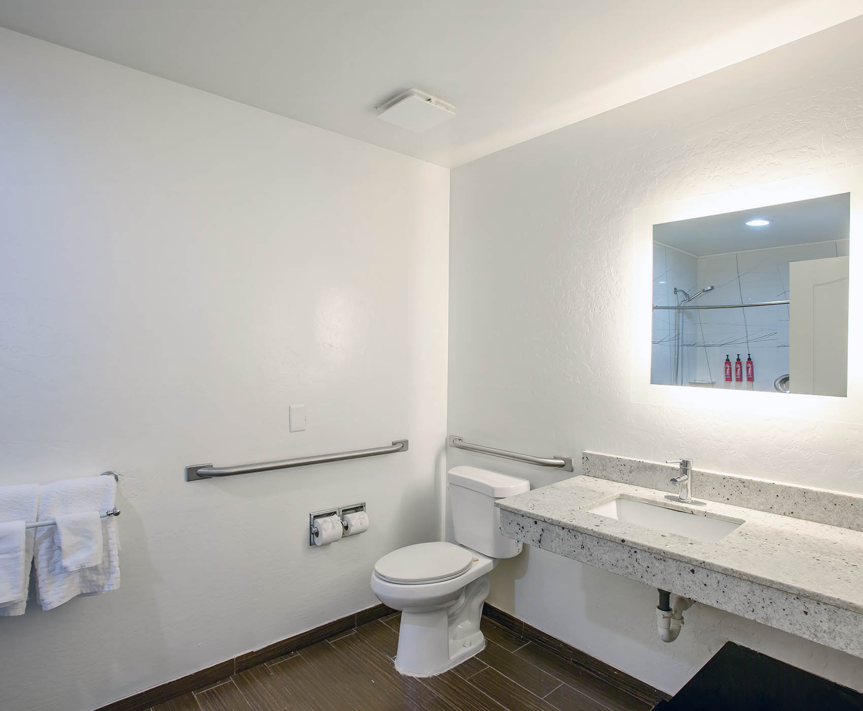 The Hotel Serene in Glendale AZ, Wheelchair Accessible rooms